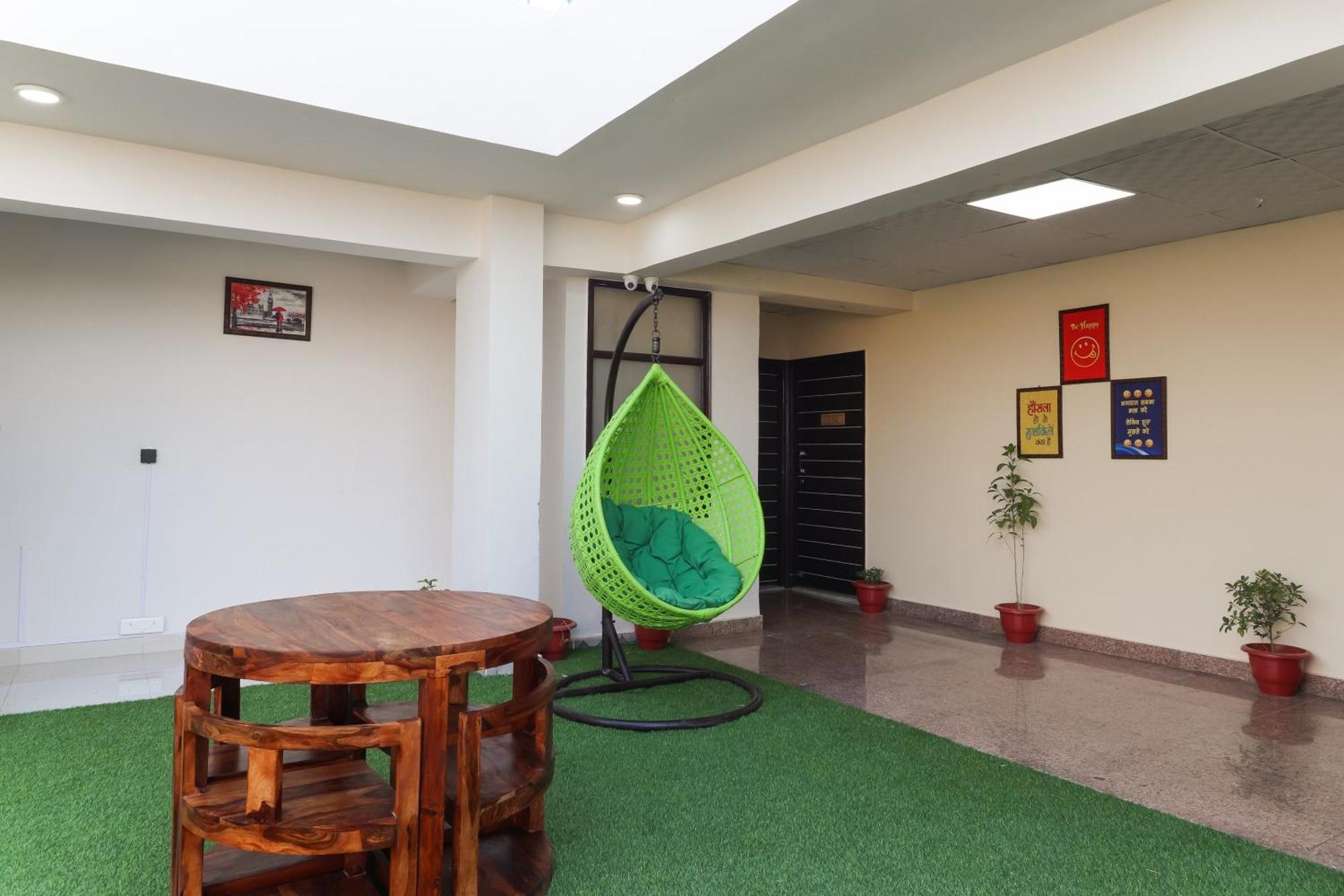 Hotel O Maharaja Gold Νέο Δελχί Εξωτερικό φωτογραφία